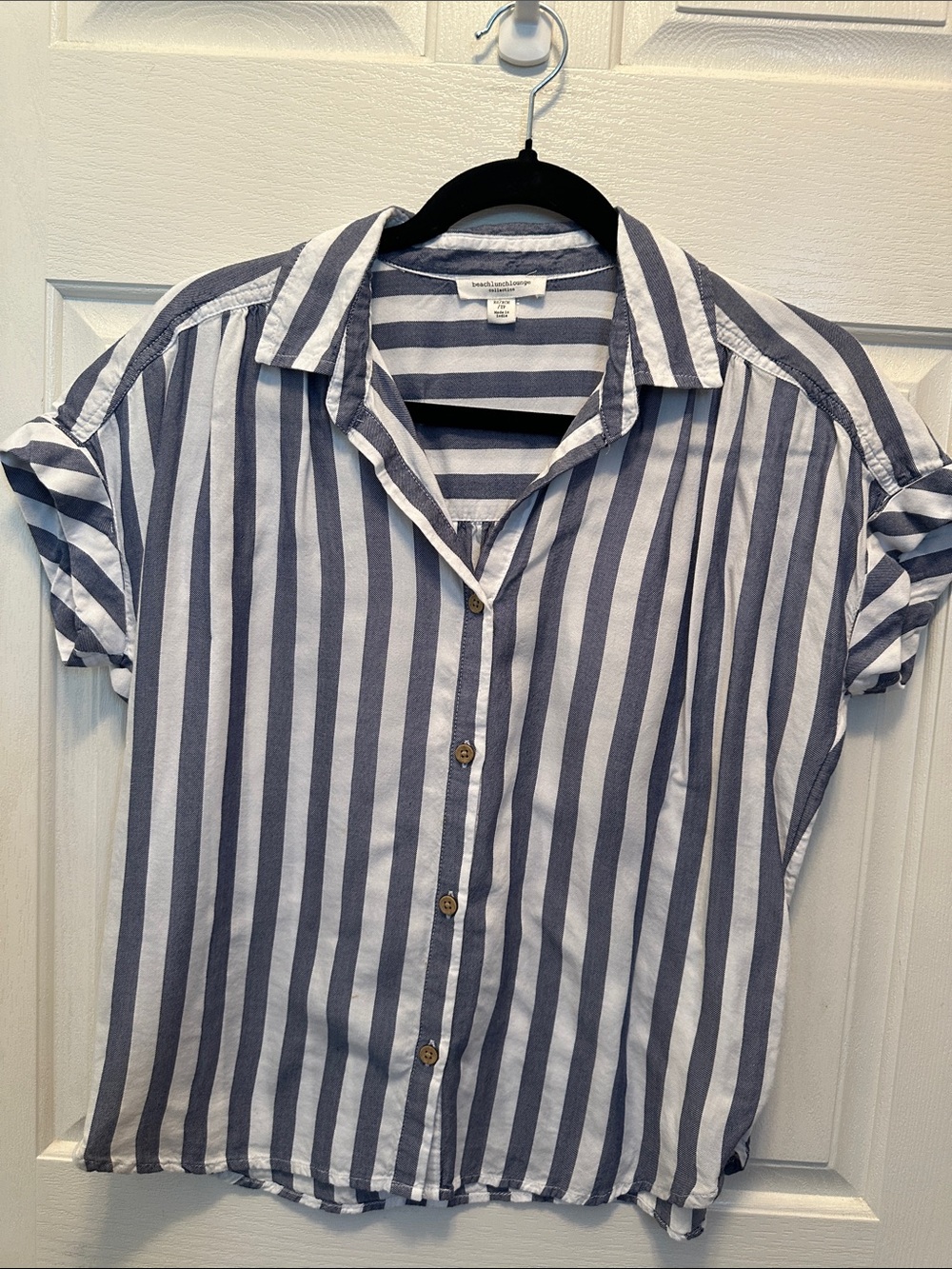 beachlunchlounge Blue & White Vertical Stripe Button-Up Shirt XS